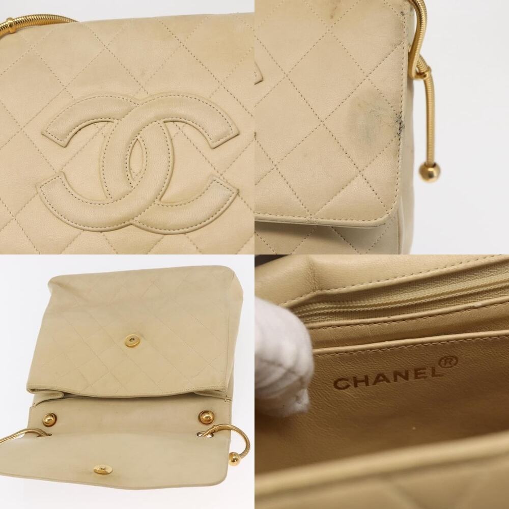 Chanel Matelasse Chain Shoulder Bag - Picture 6 of 8